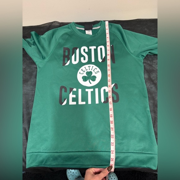 🔥Boston Celtics Green Sweatshirt Big Boy Sz L NWOT🔥 - Picture 4 of 5